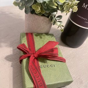 Authentic small Gucci gift box